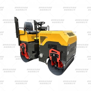 FVR900 座駕式壓路機